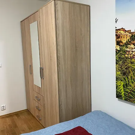 The Park Homestay Oslo Room photo